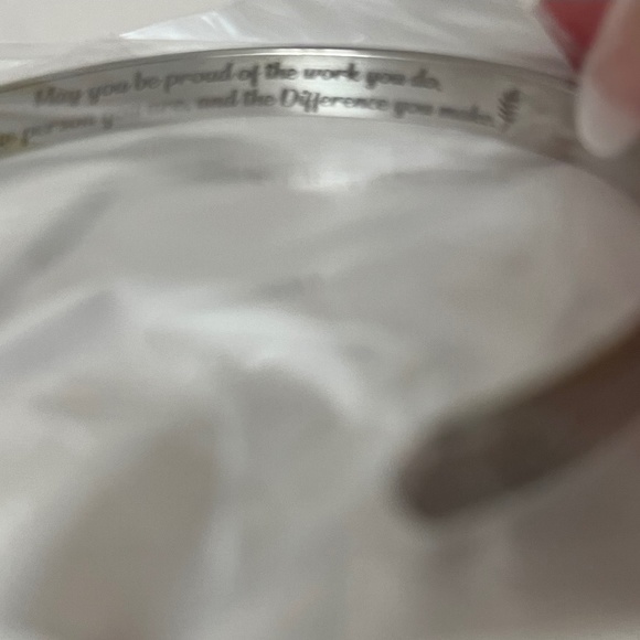 NEW 2pc Thank you gift makeup bag & bracelet, Make a difference Thank you gift 2 - Picture 3 of 3